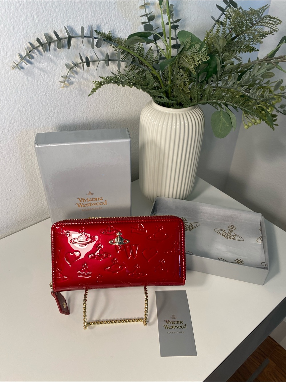 NWT Vivienne Westwood Patent Leather Squiggle Zip Wallet UK Exclusive
